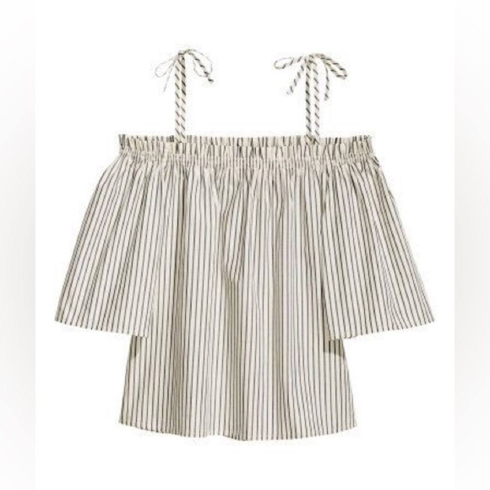 H&M | Off-Shoulder Poplin Top